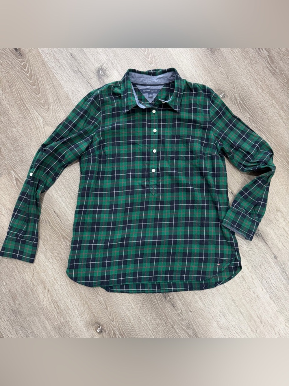 Tommy Hilfiger size M